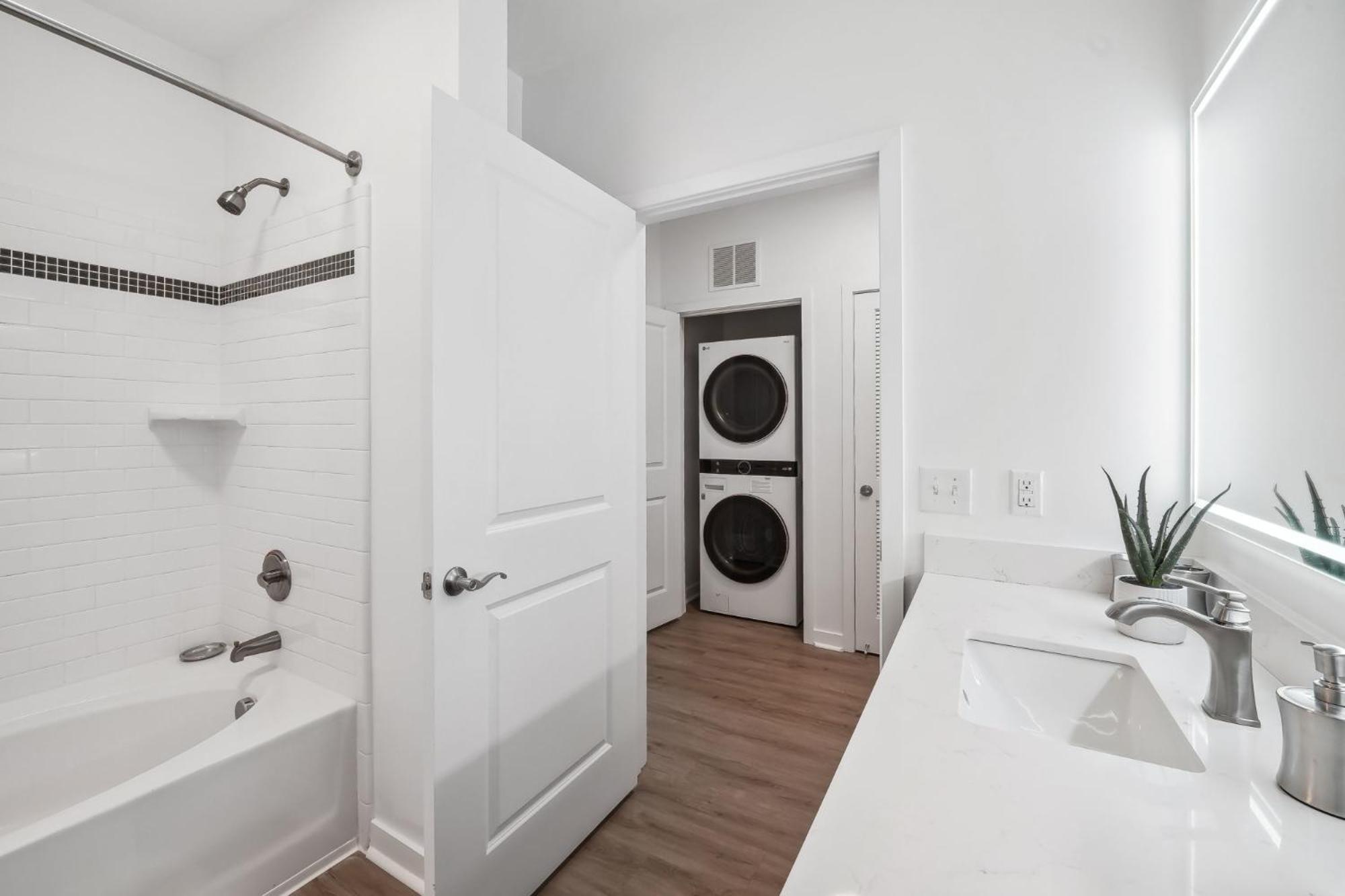 Premium Apartments And Studios At Midtown 205 In Charlotte Esterno foto